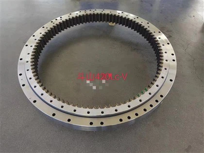 DX420LC-V Swing Bearing